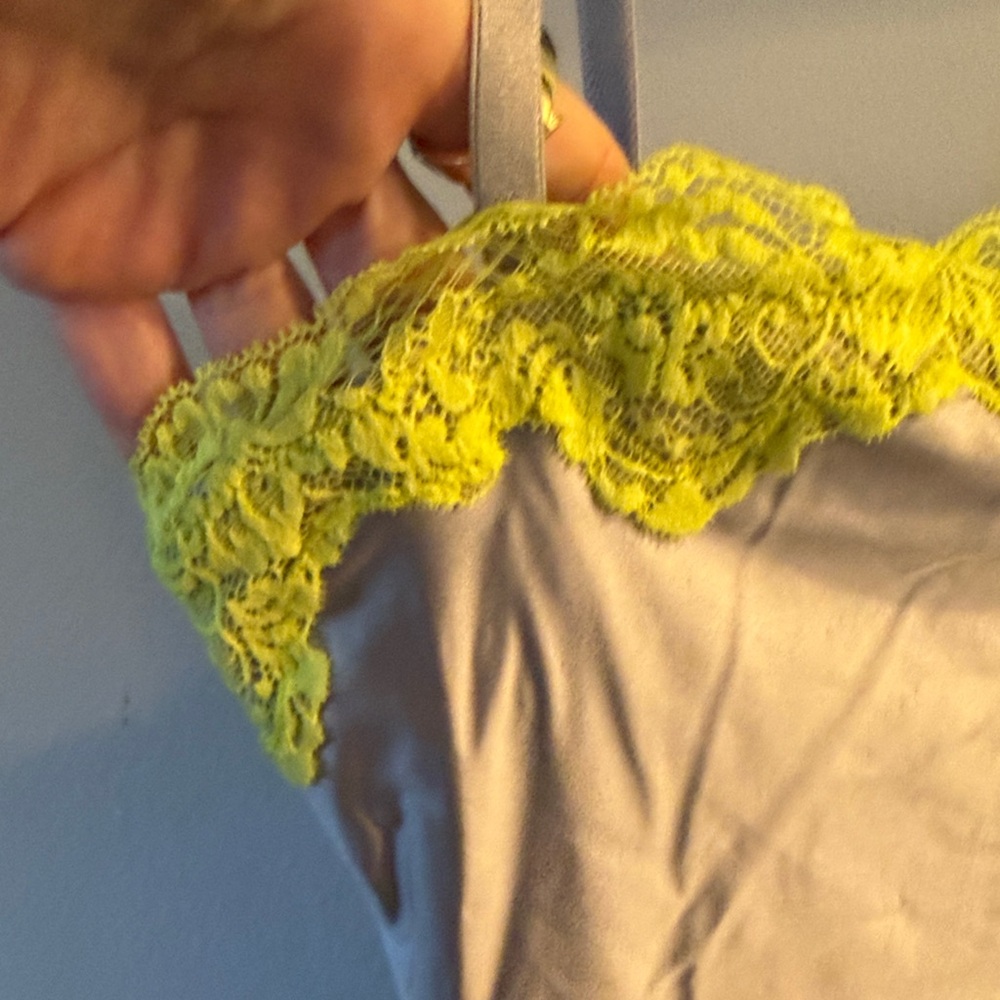 SKIMS Gray and Neon Yellow Lace Trim One Piece Swimsuit - Picture 3 of 8